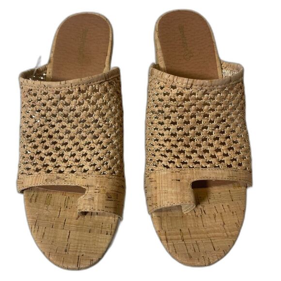 BARETRAPS Bethie Wedge Sandal - Women's Size 9 - Natural - Picture 2 of 6